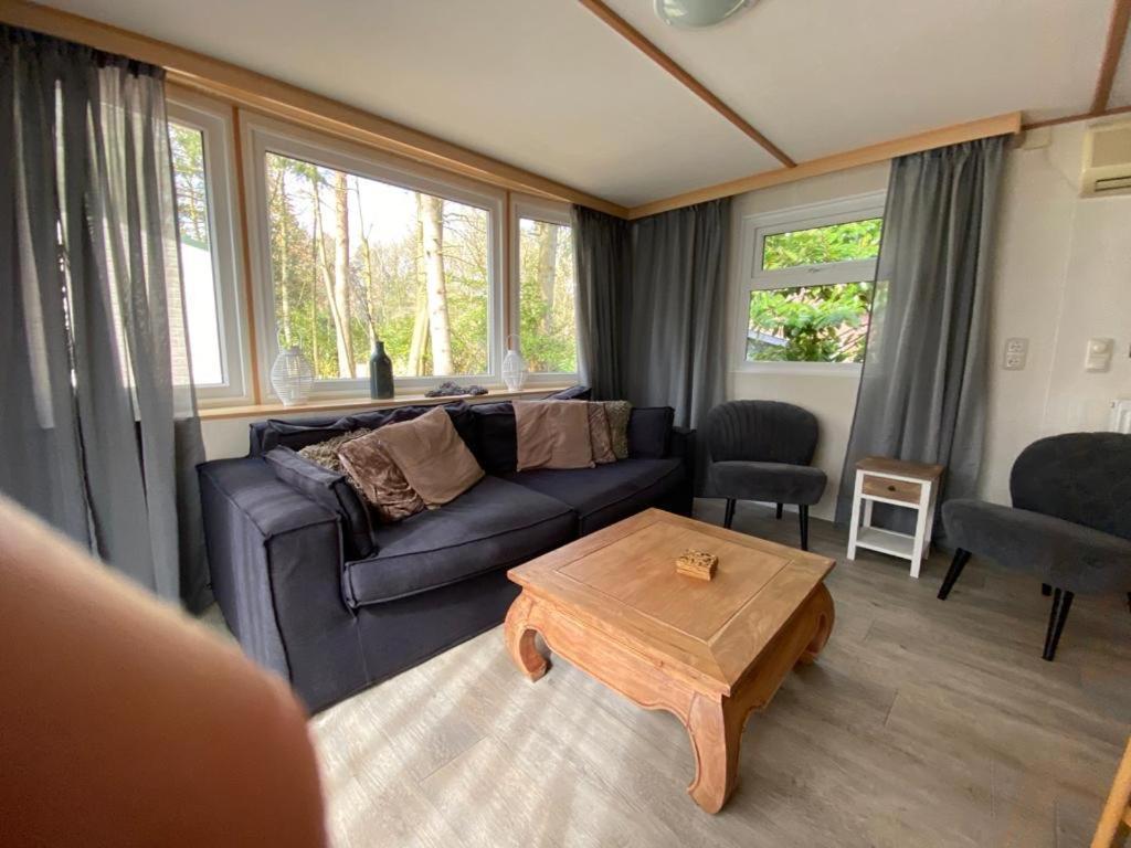 Drie De Veldkamp Hotel Epe Buitenkant foto